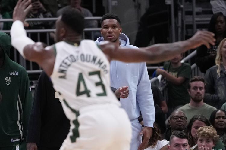 Pistons Bucks Basketball